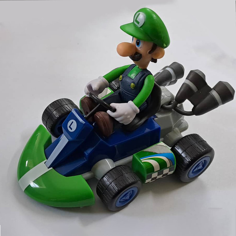 فیگور لوئیجی با ماشین عقب کش مدل  luigi car